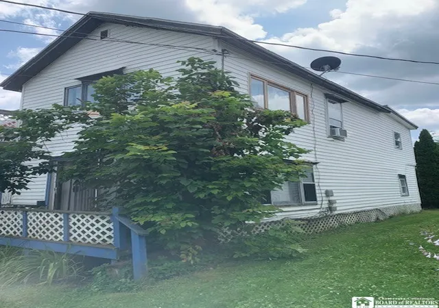 Homes for sale in Randolph, NY | 6 Dean St, Randolph, NY 14772 | MLS# R1657207