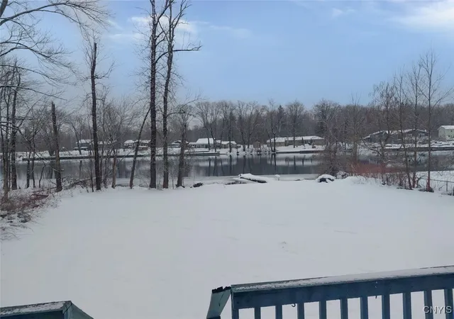 Homes for sale in Schroeppel, NY | 98 Ennis Ave, Schroeppel, NY 13132 | MLS# S1657444