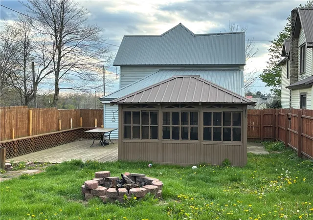 Homes for sale in Kane Boro, PA | 96 Yarnell St, Kane Boro, PA 16735 | MLS# R1652292