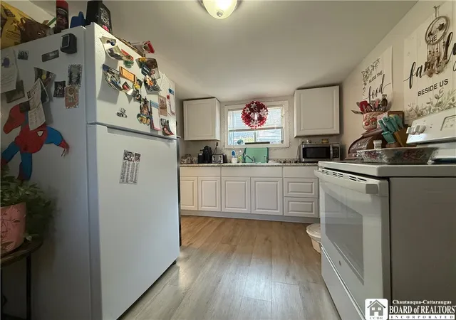 Homes for sale in Olean, NY | 421 E Connell St, Olean, NY 14760 | MLS# R1657777