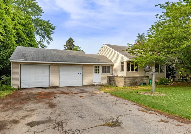 Homes for sale in Penfield, NY | 97 Seabury Blvd, Penfield, NY 14580 | MLS# R1657931