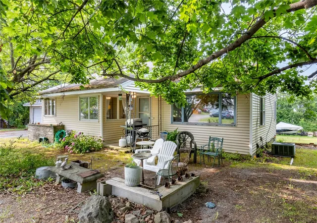 Homes for sale in Penfield, NY | 97 Seabury Blvd, Penfield, NY 14580 | MLS# R1657931