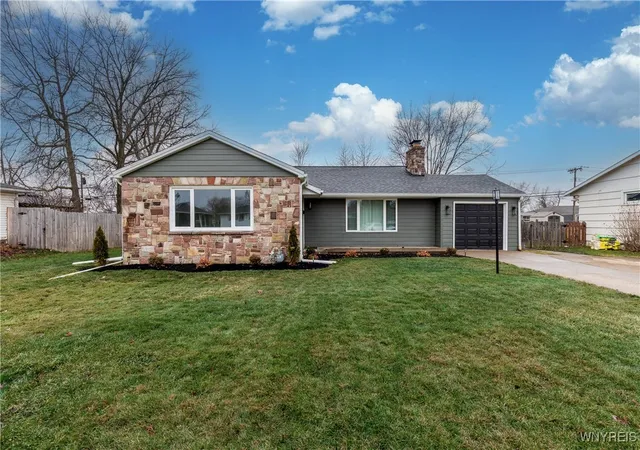 1st image of 2042 Parker Blvd, Tonawanda, NY 14150 | MLS# B1657789