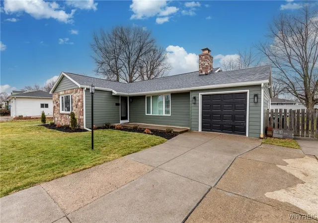 3rd image of 2042 Parker Blvd, Tonawanda, NY 14150 | MLS# B1657789