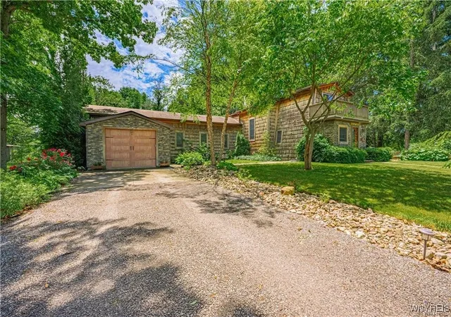 2nd image of 5948 Chestnut Rd, Newfane, NY 14108 | MLS# B1657954