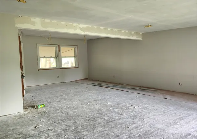 Homes for sale in Elmira City, NY | 710 Standish St, Elmira City, NY 14901 | MLS# R1658165