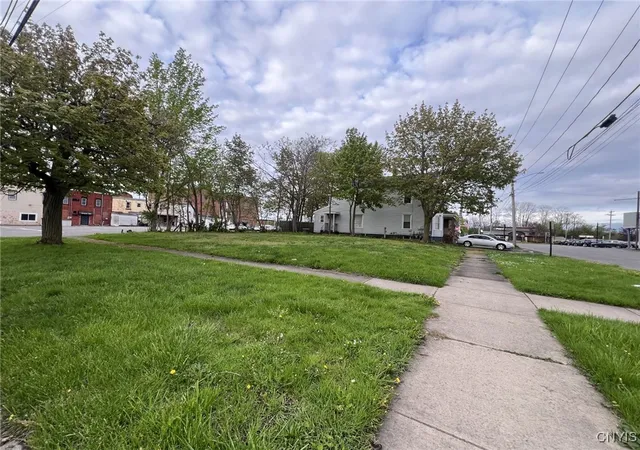 2nd image of 120 Beech St, Fulton, NY 13069 | MLS# S1658338