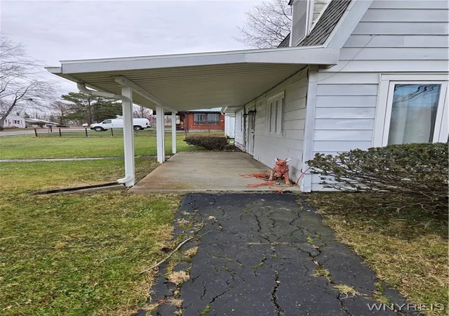 Homes for sale in Evans, NY | 137 Potomac Ave, Evans, NY 14006 | MLS# B1658187