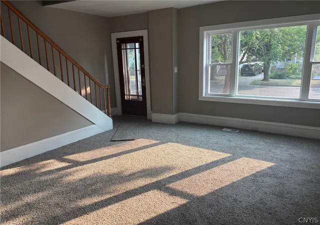 40th image of 223 W 6th St, Oswego, NY 13126 | MLS# S1658508