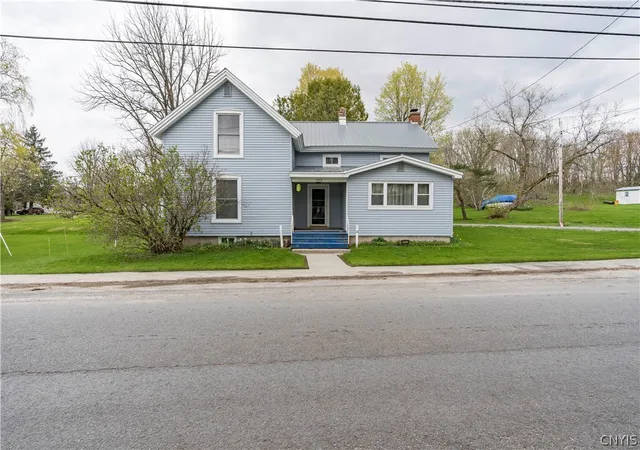 Homes for sale in Antwerp, NY | 102 Mechanic St, Antwerp, NY 13608 | MLS# S1658561