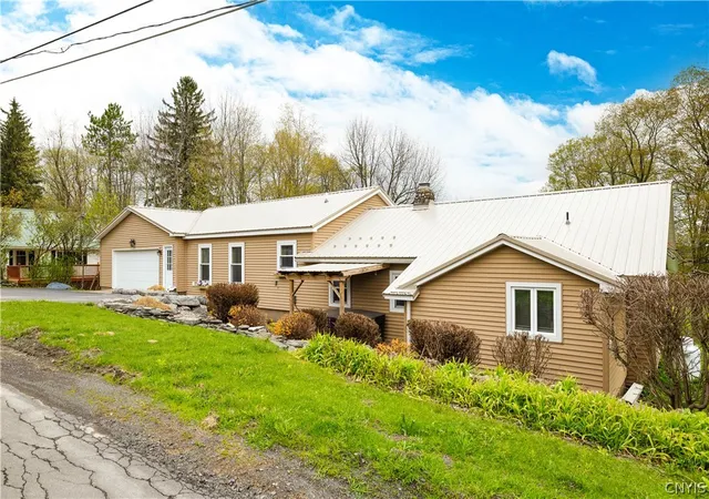 4th image of 174 Camp Rd, Clayville, NY 13322 | MLS# S1658432