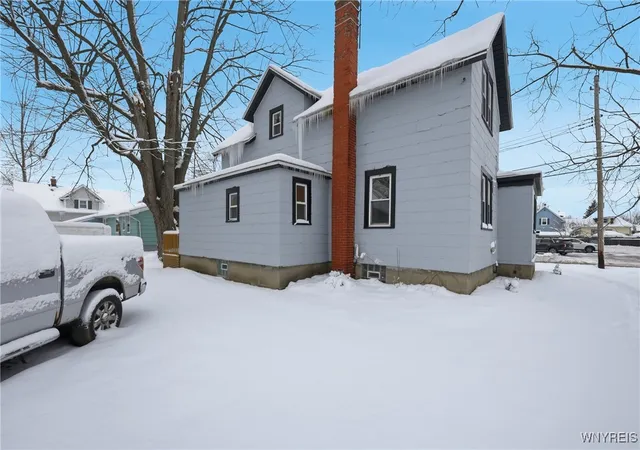4th image of 399 Fredericka St, North Tonawanda, NY 14120 | MLS# B1658581
