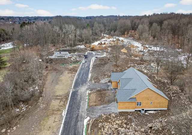 4th image of 28A Free Fall Ln, Onondaga, NY 13215 | MLS# S1658631