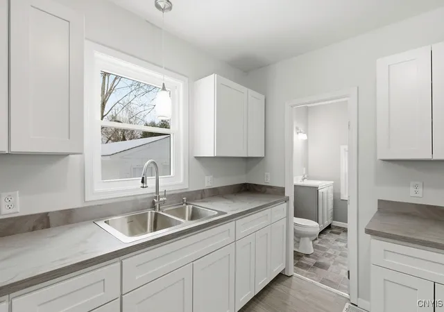 Homes for sale in Fulton, NY | 415 W 2Nd St S, Fulton, NY 13069 | MLS# S1658523