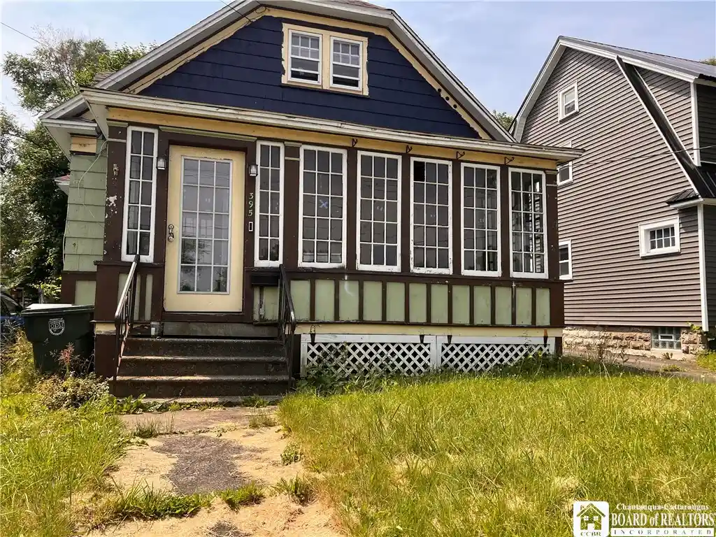 Photo 1 of Single family home for sale at 395 Fairmount Ave, Jamestown, NY 14701 | MLS# R1657573 | Listing updated on 2026-08-21