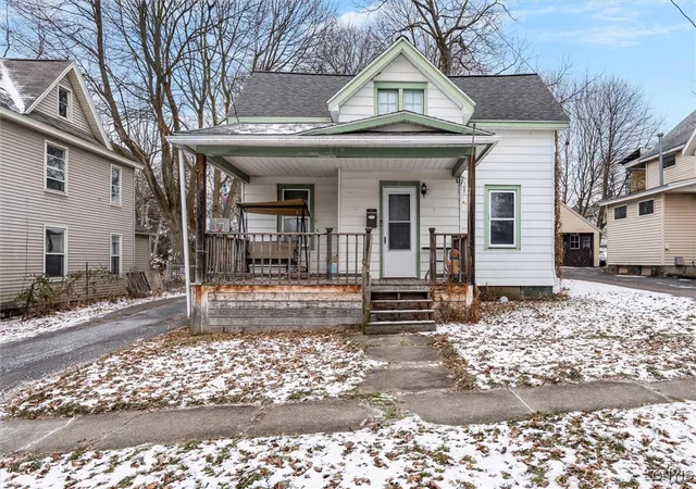 Photo 2 of Single family home for sale at 11 Liberty St, Auburn, NY 13021 | MLS# S1658803 | Listing updated on 2026-07-17