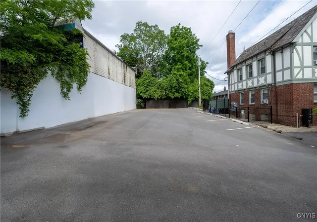 Homes for sale in Syracuse, NY | 109 Brookford Road, Syracuse, NY 13224 | Houzeo
