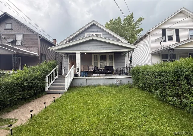 1st image of 172 Hastings Ave, Buffalo, NY 14215 | MLS# B1658185