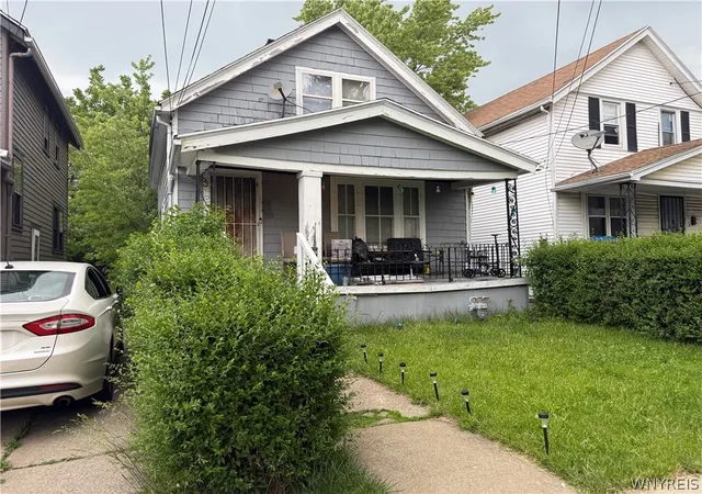 2nd image of 172 Hastings Ave, Buffalo, NY 14215 | MLS# B1658185