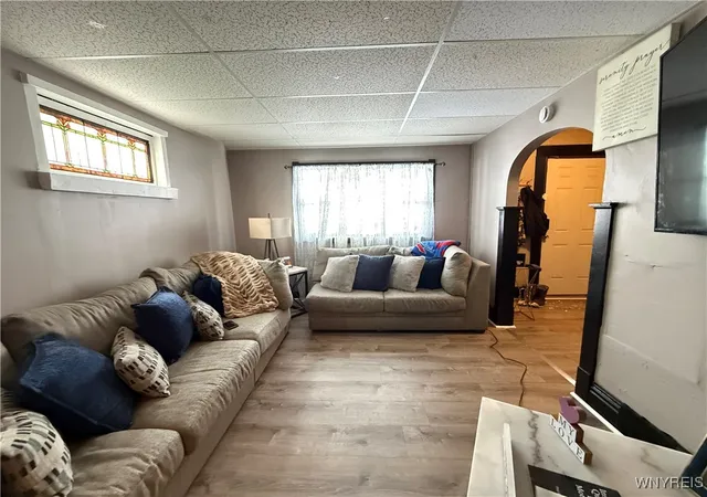 4th image of 121 Crowley Ave, Buffalo, NY 14207 | MLS# B1658184