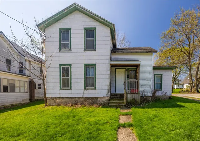Homes for sale in Perry, NY | 54 Gardeau St, Perry, NY 14530 | MLS# R1658895