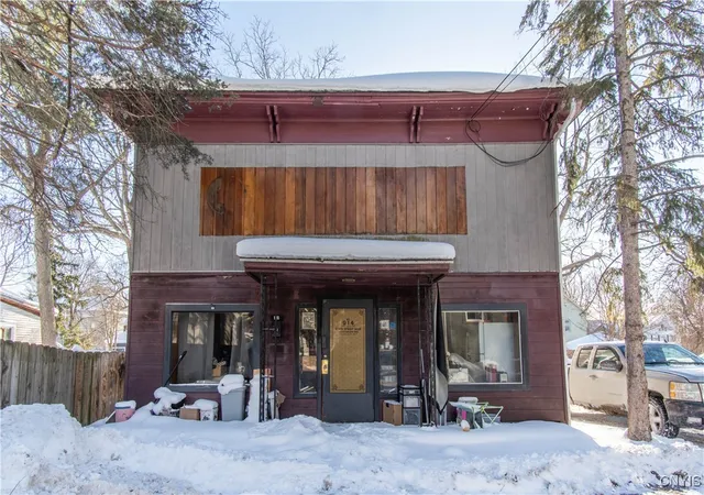 Homes for sale in Watertown City, NY | 914 State St, Watertown City, NY 13601 | MLS# S1658562