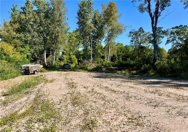 1st image of 709 Ogden Parma Town Line Rd, Spencerport, NY 14559 | MLS# R1658041