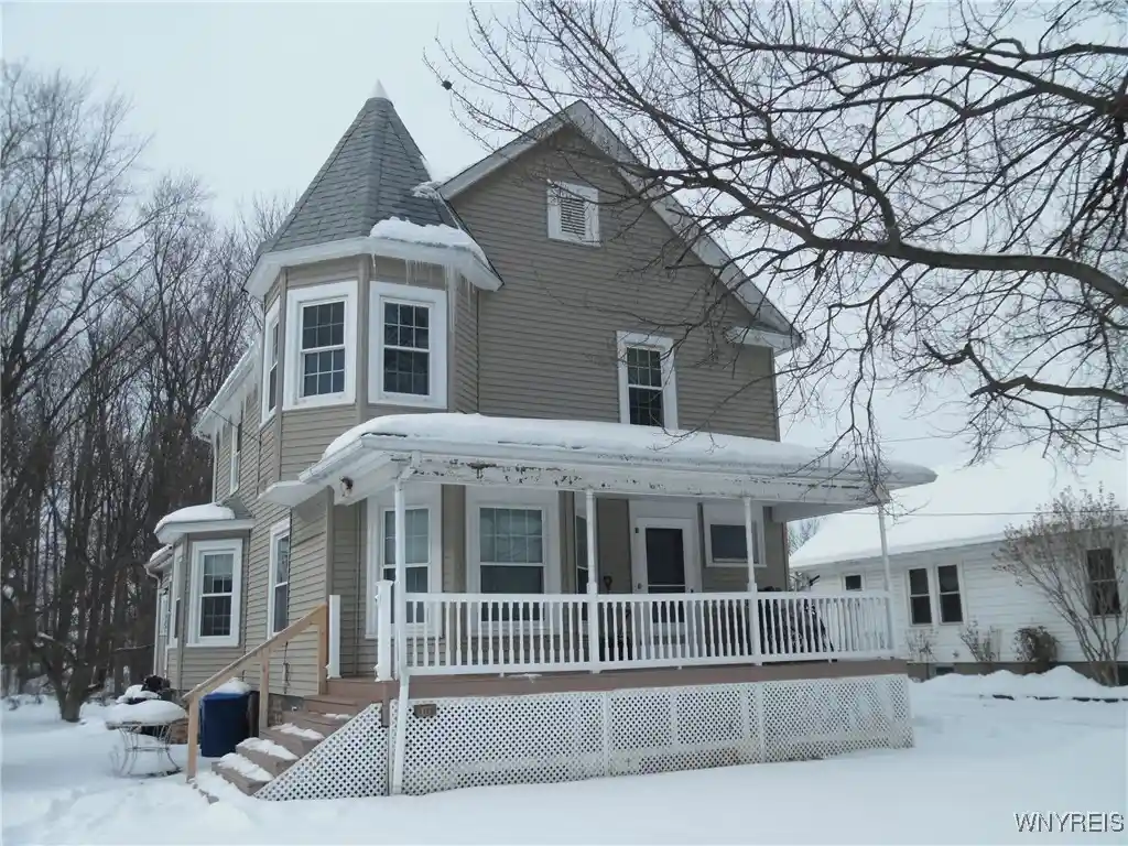 Photo 1 of Sale Pending at 3590 Curtis Ave, Ransomville, NY 14131 | MLS# B1659407 | Listing updated on 2026-04-02