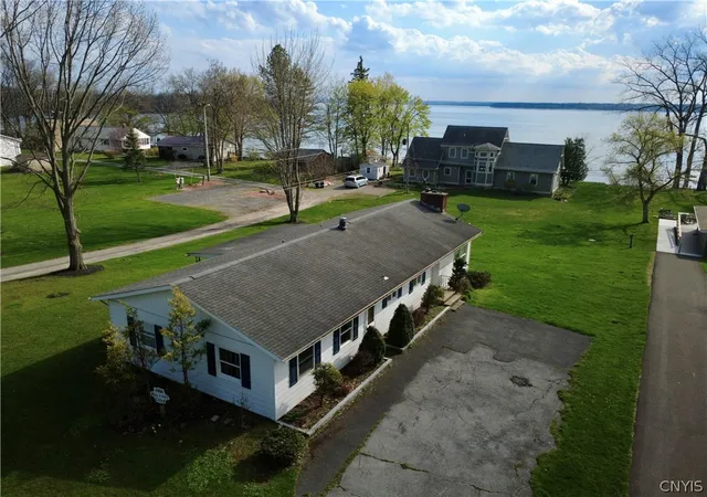 Photo 3 of Single family home for sale at 4895 Springport Cvs Rd, Cayuga, NY 13034 | MLS# S1659408 | Listing updated on 2026-07-21