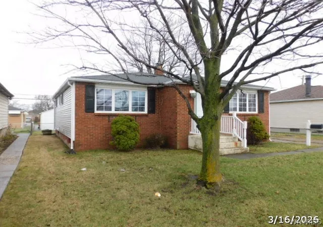 10th image of 1370 George Urban Blvd, Buffalo, NY 14225 | MLS# B1659829