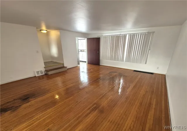 2nd image of 13 Bennett Village, Buffalo, NY 14214 | MLS# B1659590
