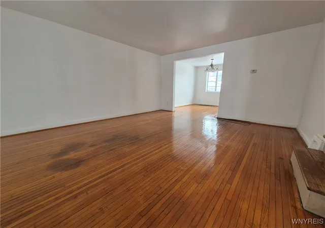 3rd image of 13 Bennett Village, Buffalo, NY 14214 | MLS# B1659590