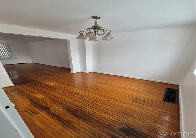 5th image of 13 Bennett Village, Buffalo, NY 14214 | MLS# B1659590