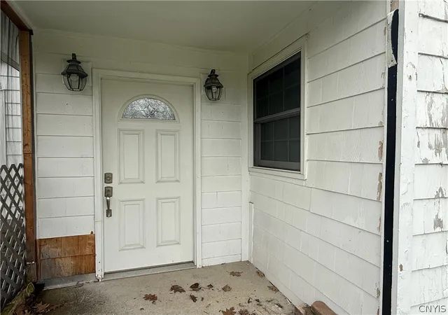 3rd image of 1001 Cold Springs Rd, Liverpool, NY 13088 | MLS# S1658809