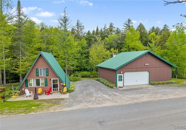 Homes for sale in Osceola, NY | 1061 N Osceola Rd, Osceola, NY 13437 | MLS# S1659941