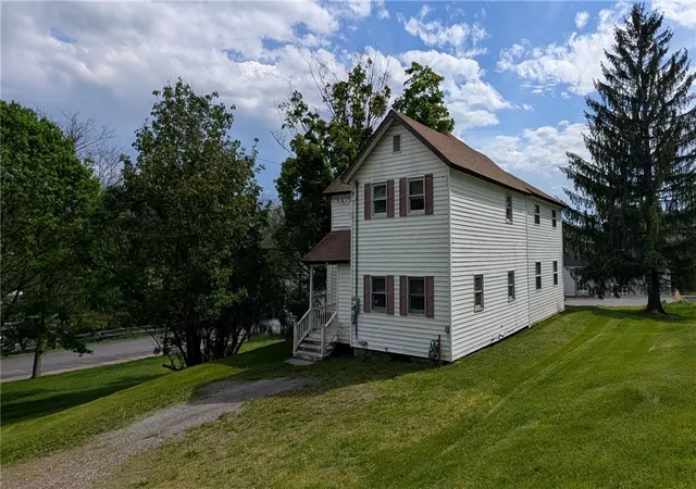 Homes for sale in Walton, NY | 147 East St, Walton, NY 13856 | MLS# R1659449