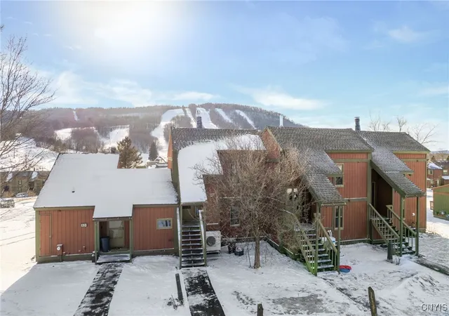 Listing Photo 3 - Condo for sale in building located at 2021 Alpha Cir, Virgil, NY 13045 - Unit #13C