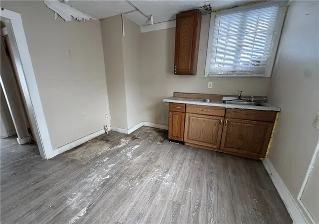 3rd image of 760 Seward St, Rochester, NY 14611 | MLS# R1660244