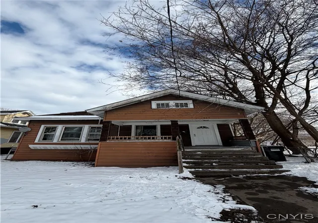 Photo 1 of Single family home for sale at 243 Palmer Ave, Syracuse, NY 13207 | MLS# S1660440 | Listing updated on 2026-03-30