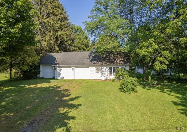 Homes for sale in Sterling, NY | 14452 Stafford St, Sterling, NY 13156 | MLS# S1660508