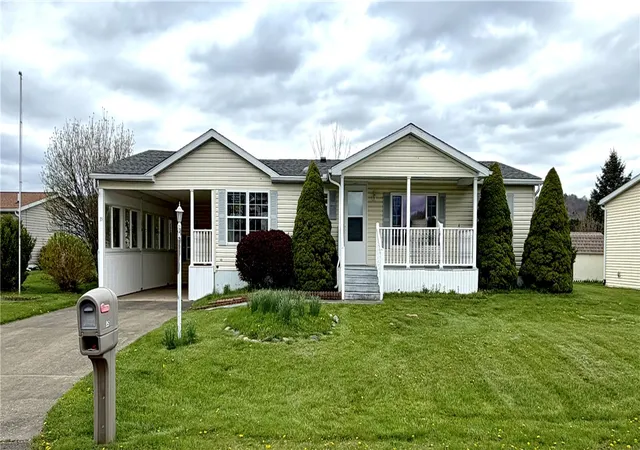 1st image of 35 Retirement Dr, Horseheads, NY 14845 | MLS# R1658917