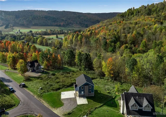 Homes for sale in Great Valley, NY | 5745 Bonn Way E, Great Valley, NY 14741 | MLS# B1660756