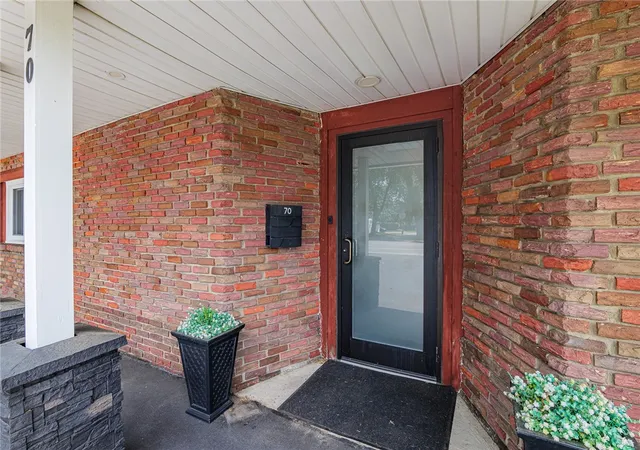 2nd image of 70 Cooper Rd, Rochester, NY 14617 | MLS# R1660791