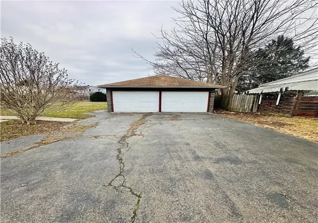 Photo 3 of Single family home for sale at 720 Walnut St, Elmira, NY 14901 | MLS# R1661130 | Listing updated on 2026-07-29