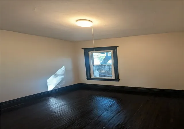Listing Photo 2 - Condo for sale in building located at 238 Chamberlain St, Rochester, NY 14609 - Unit #