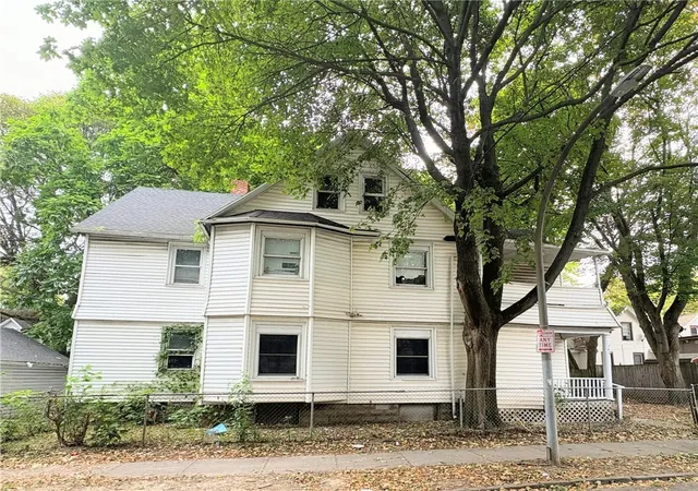 Homes for sale in Rochester, NY | 238 Chamberlain St, Rochester, NY 14609 | MLS# R1661161
