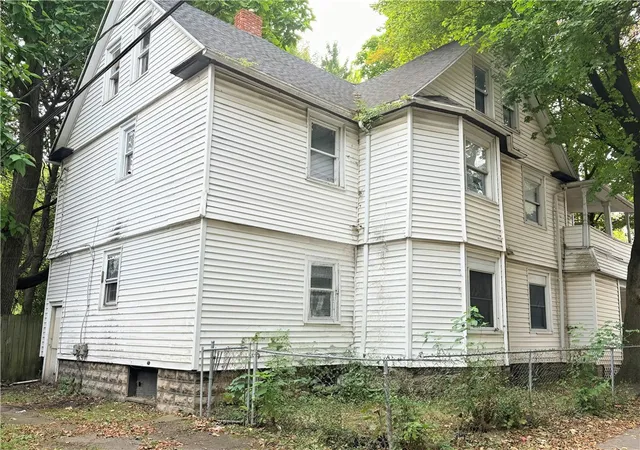Homes for sale in Rochester, NY | 238 Chamberlain St, Rochester, NY 14609 | MLS# R1661161