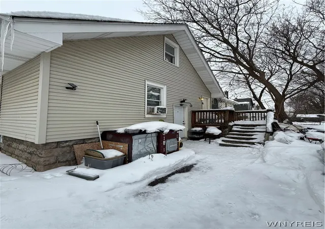 Photo 2 of Sale Pending at 2975 Mckoon Ave, Niagara Falls, NY 14305 | MLS# B1661378 | Listing updated on 2026-02-26