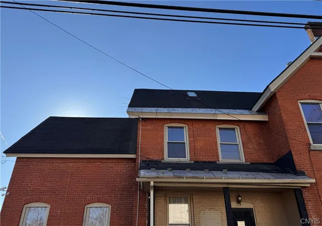 Homes for sale in Rome, NY | 208 N Madison St, Rome, NY 13440 | MLS# S1661040