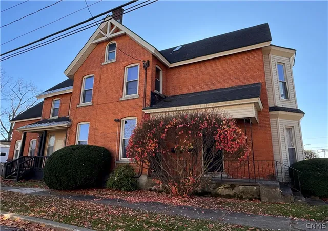 Homes for sale in Rome, NY | 208 N Madison St, Rome, NY 13440 | MLS# S1661040